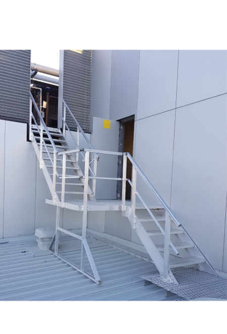 CUSTOM-STAIR-PLATFORM